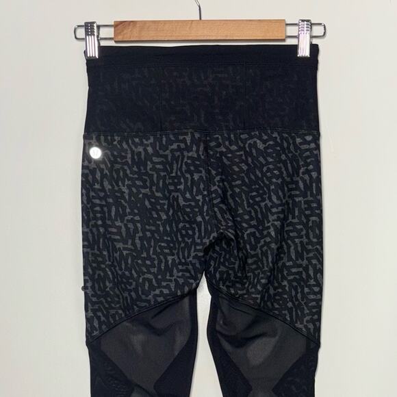 Lululemon legging women's size 4 Running in the City 7/8 Tight *Full-On Luxtreme - Picture 10 of 16